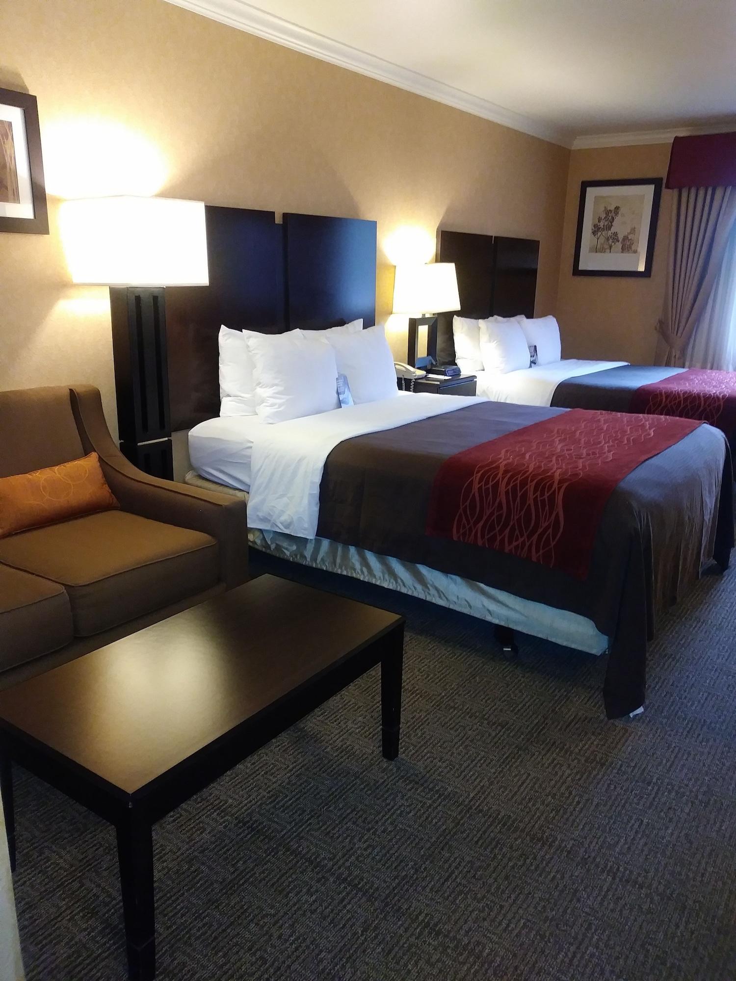 דה דאלס Comfort Inn Columbia Gorge מראה חיצוני תמונה