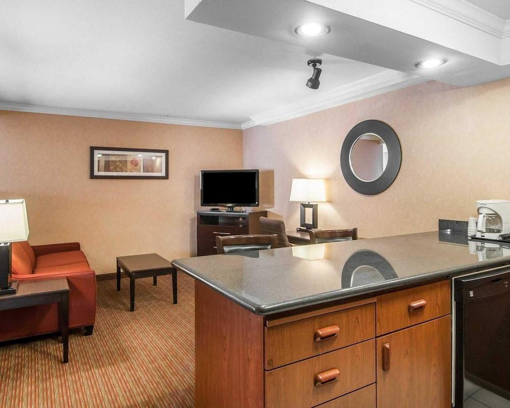 דה דאלס Comfort Inn Columbia Gorge מראה חיצוני תמונה