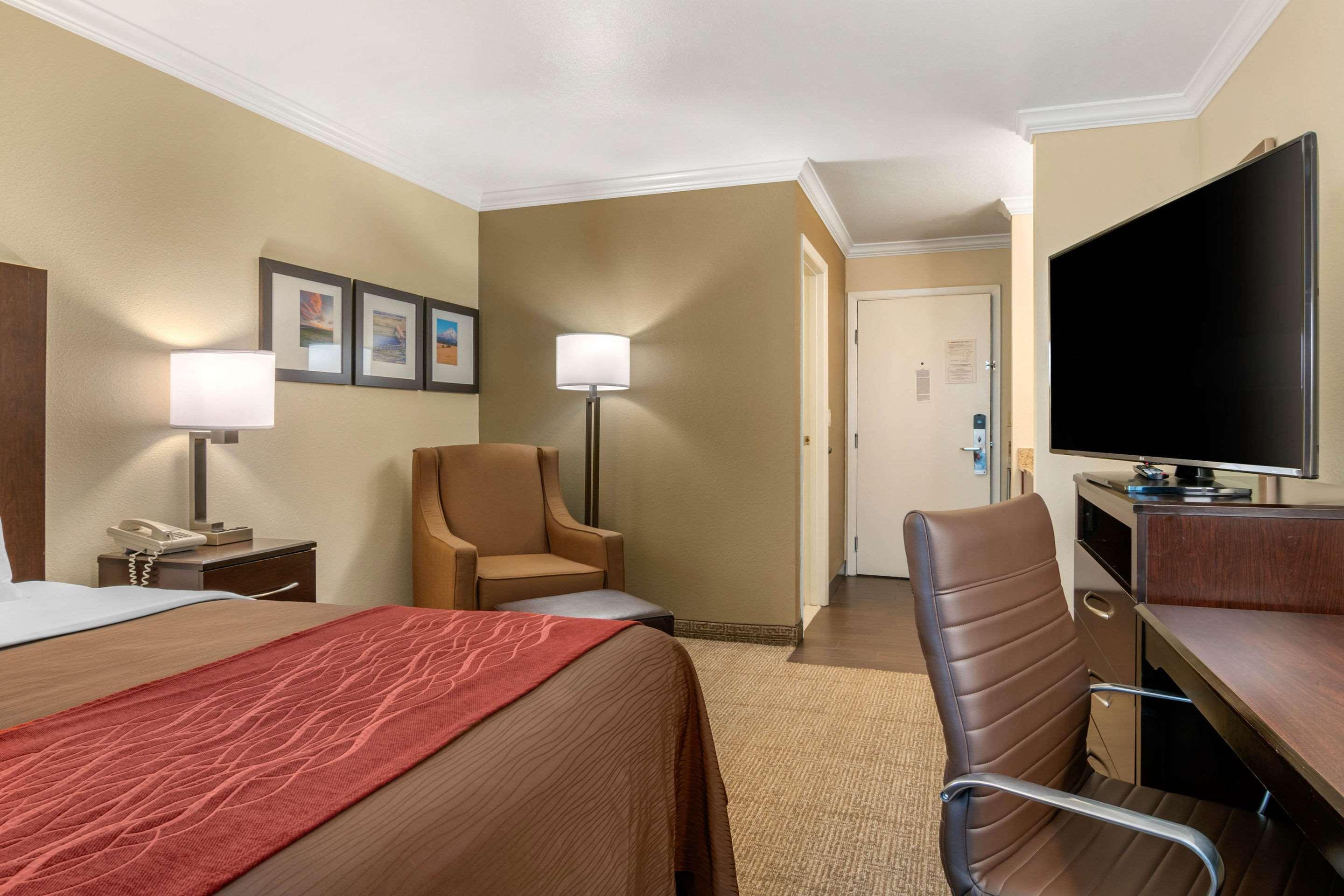 דה דאלס Comfort Inn Columbia Gorge מראה חיצוני תמונה