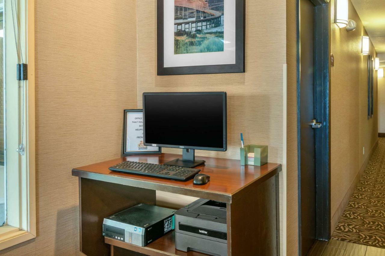 דה דאלס Comfort Inn Columbia Gorge מראה חיצוני תמונה